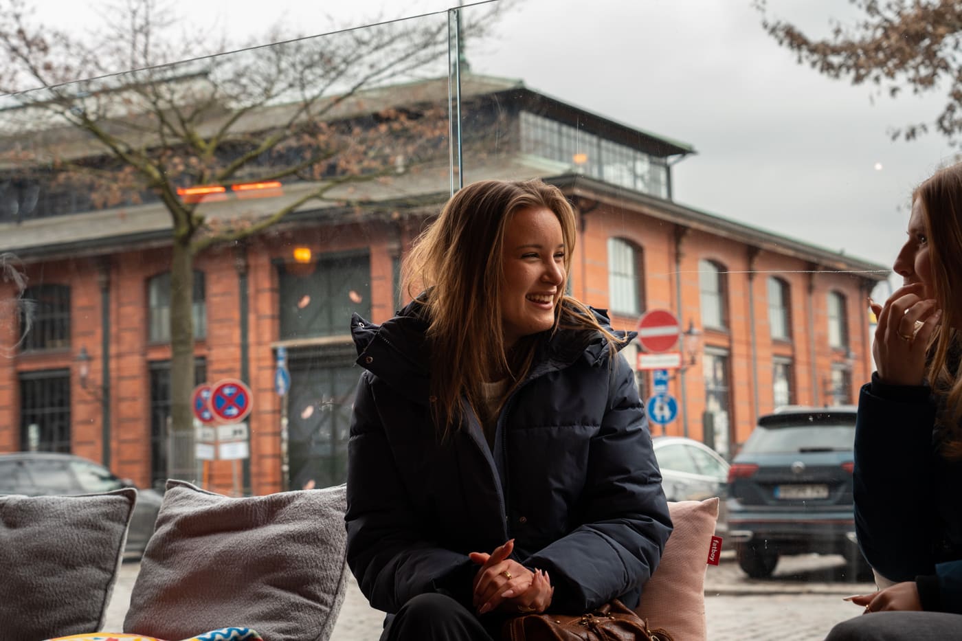 Cavaliers im Rado am Hafen, Eindruck des Abends